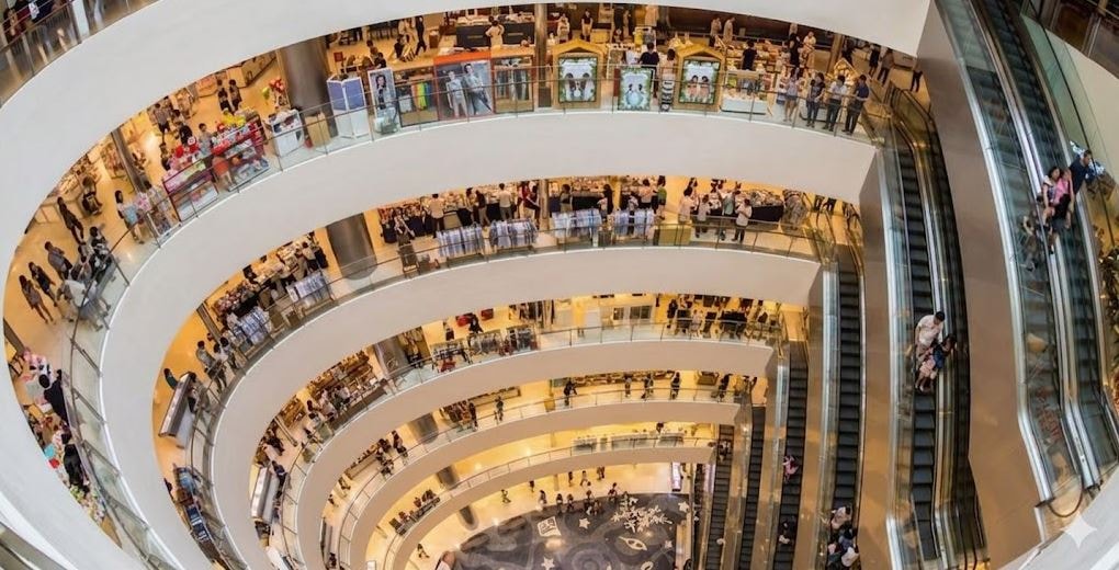 Dünyanın en büyük AVM’si: Sadece gezmek bile günler alıyor
