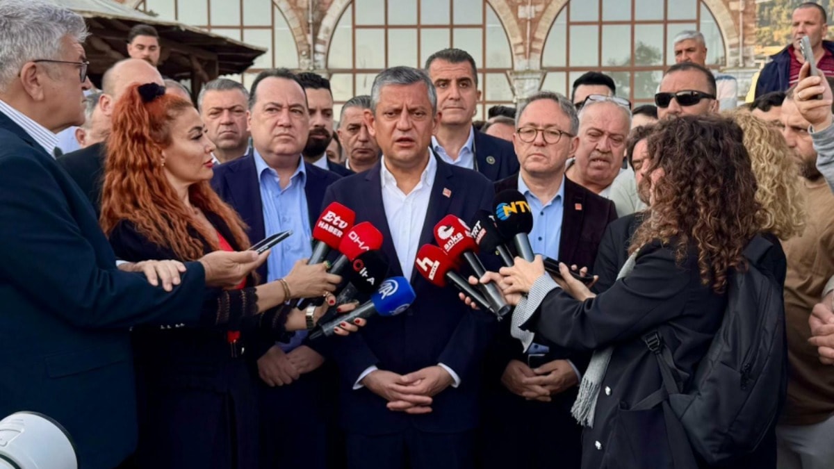Özgür Özel, Bahçeli’yi çok kibar uyardı: CHP’ye karışma