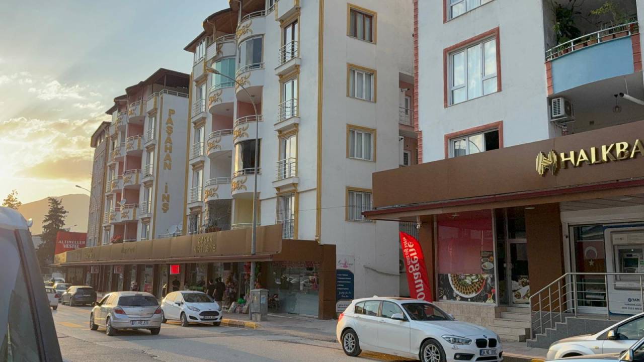 Dede yakalattı: Üç yaşındaki oğlunu boğdu