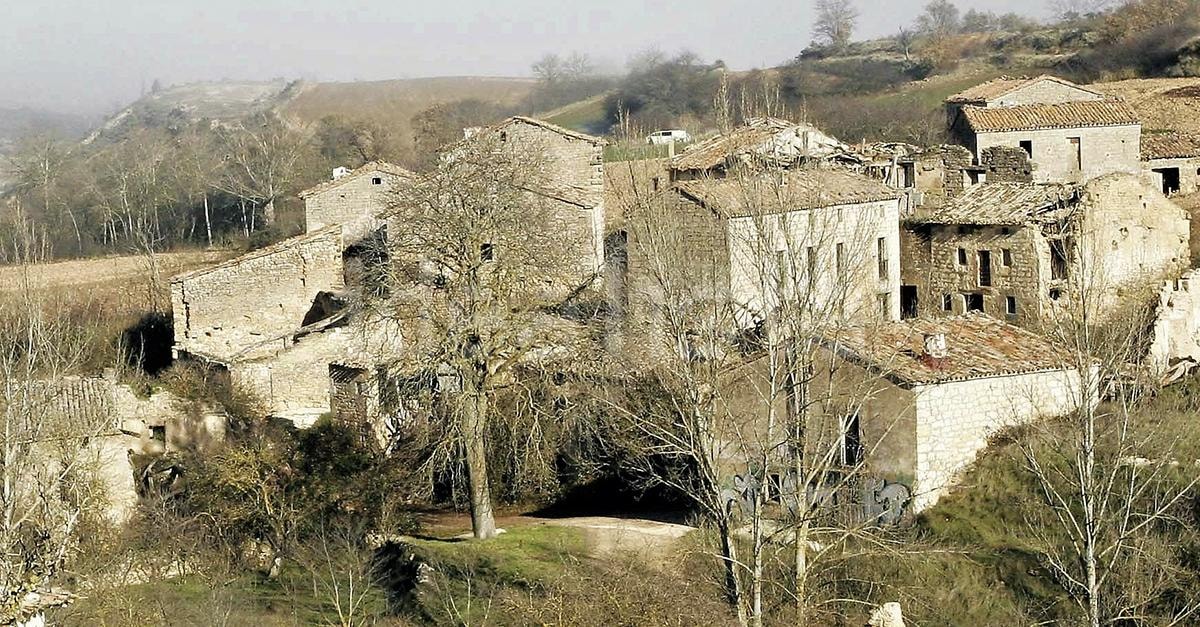 50 yıldır metruk köy 18 milyon TL’ye satıldı