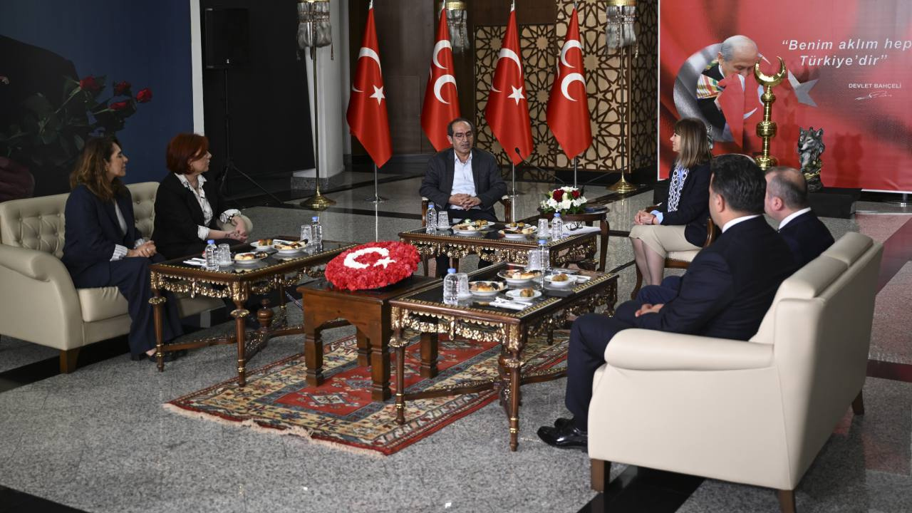 MHP, DEM Parti bayramlaşmasında duyurdu: Süreç için yeni adım bayramdan sonra