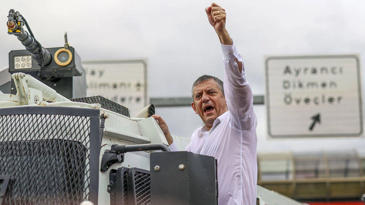 Özgür Özel: Ya müesses nizam, ya demokratik Türkiye