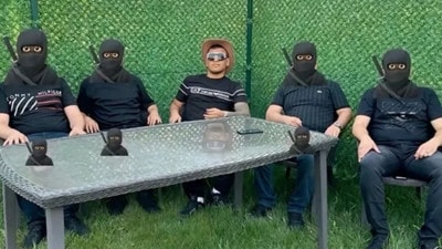 Türk çetesine Yunan polisi darbesi: Çanta dolusu ‘hayalet silah’ ele geçti