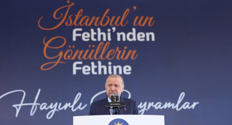 Erdoğan: Meydanı İstanbul’un geleceğini karartmak isteyenlere bırakmayacağız
