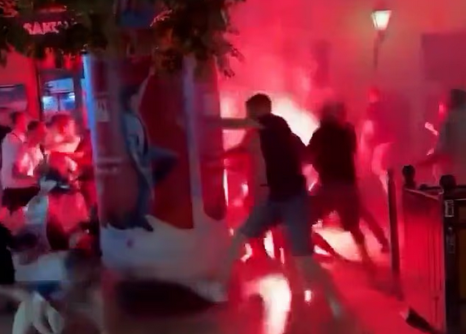 İngiliz ve Fransız taraftar birbirine girdi: Birinci Budapeşte Savaşı