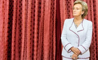 Bir bembeyaz Fransızın ölümü: ‘Yılan derisi Chanel çantam gibiyim… Isırırım’