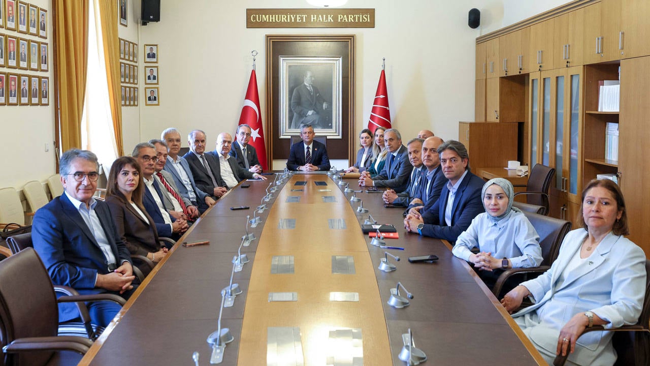 Özgür Özel yol haritasını çizdi: Yola aynen devam ediyoruz