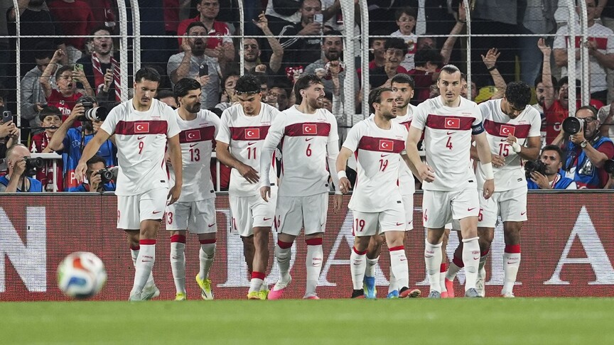 Bizim Çocuklar, Dünya Kupası öncesinde göz doldurdu