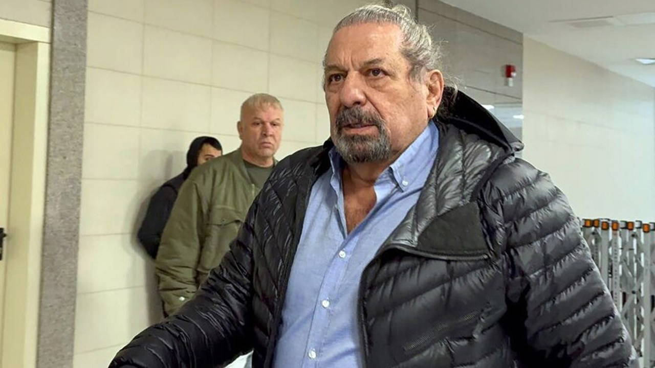 Üç yıla kadar hapsi isteniyordu: Erman Toroğlu ilk duruşmada beraat etti