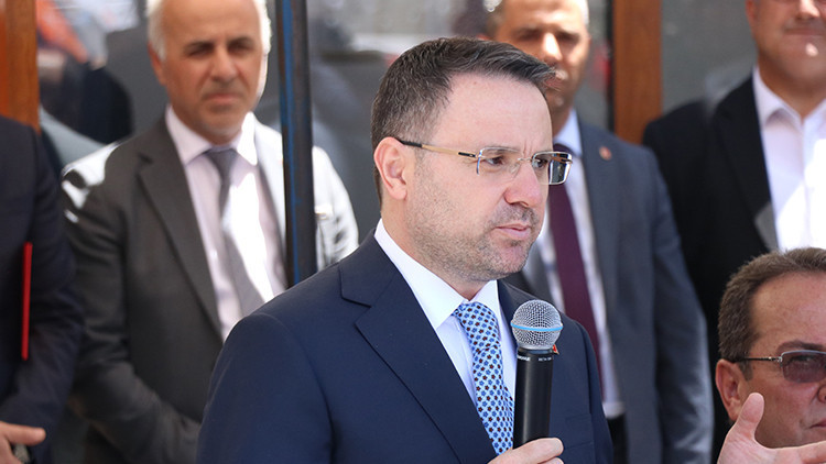 Bakan Gürlek Nevşehir’de seçim kampanyasında: Çivi gerekirse ben gelip çakacağım