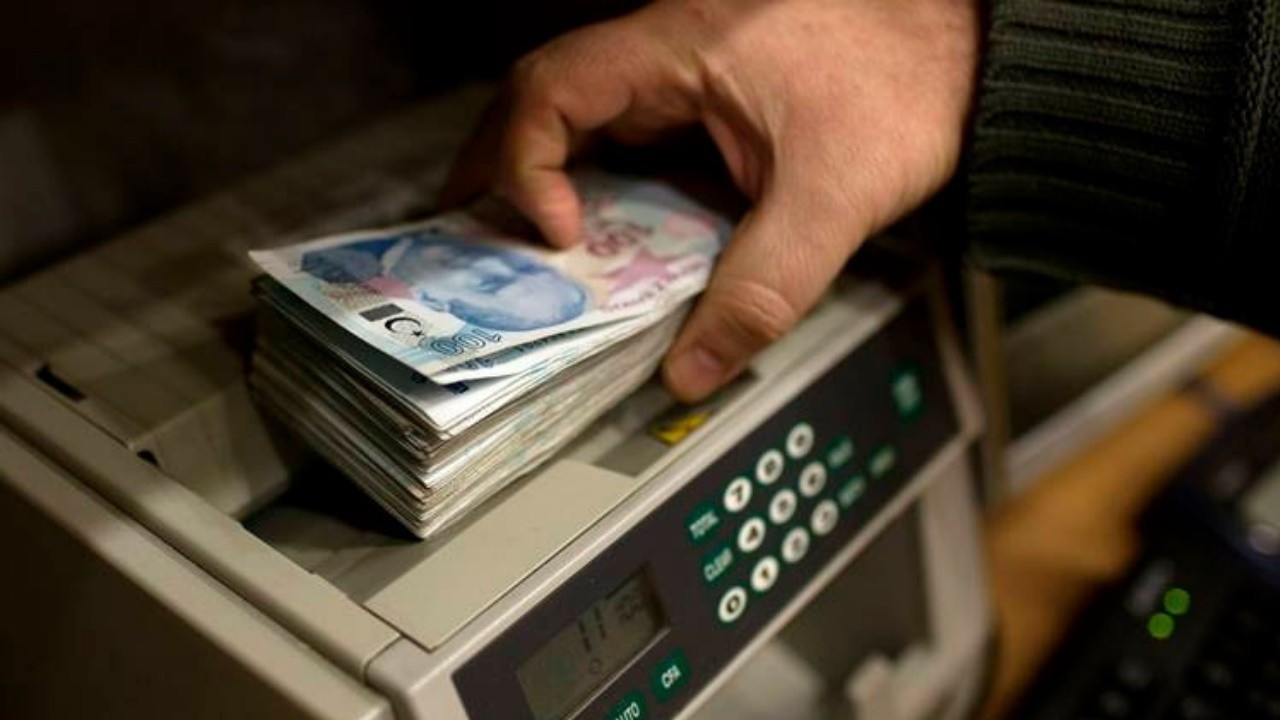 KOBİ’ler kredileri geri ödeyemiyor, bankalar alacak temizliyor