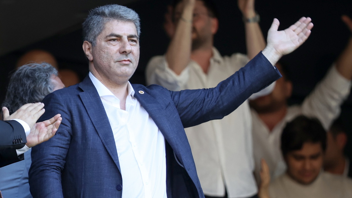 Hakan Safi’ye kapora darbesi: 10 milyon avrosu çöpe gitti