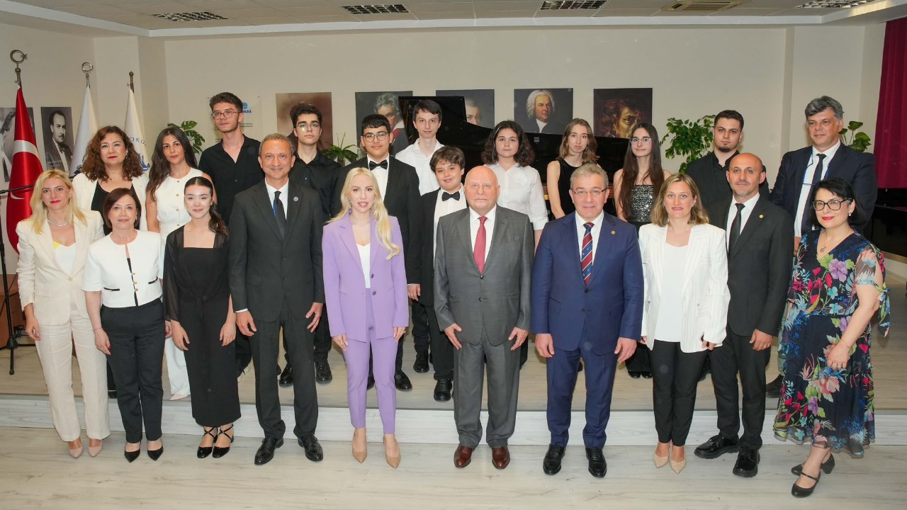 ‘Steinway Piyano’ için açılış töreni düzenlendi