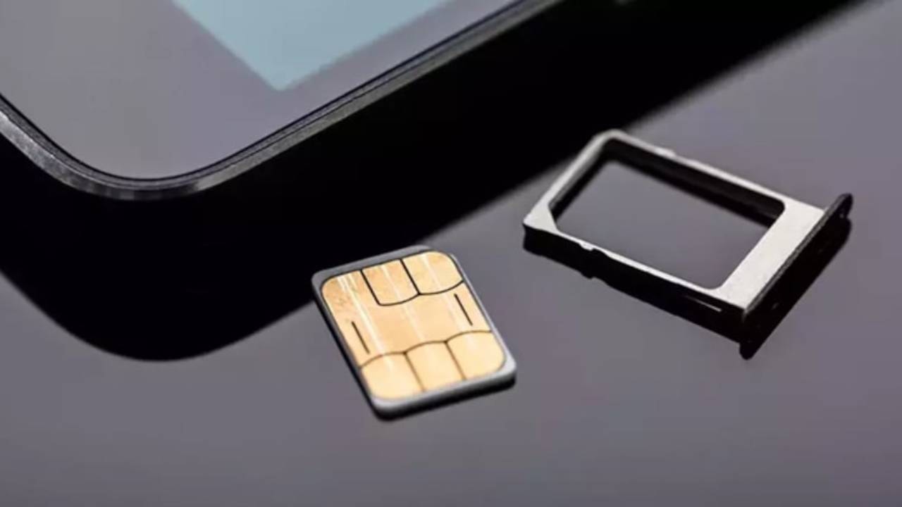 Fransız cep telefonu operatörünü rakipleri satın aldı