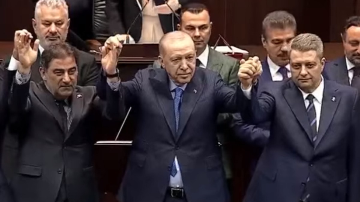 İYİ Parti’den istifa etmişti: Ersin Beyaz AK Parti’ye katıldı
