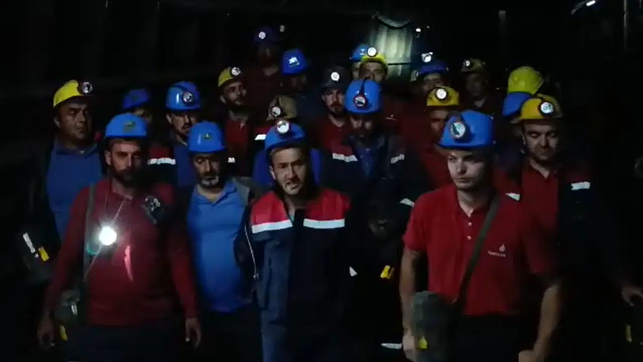 İşçiler yer altında açlık grevine başladı