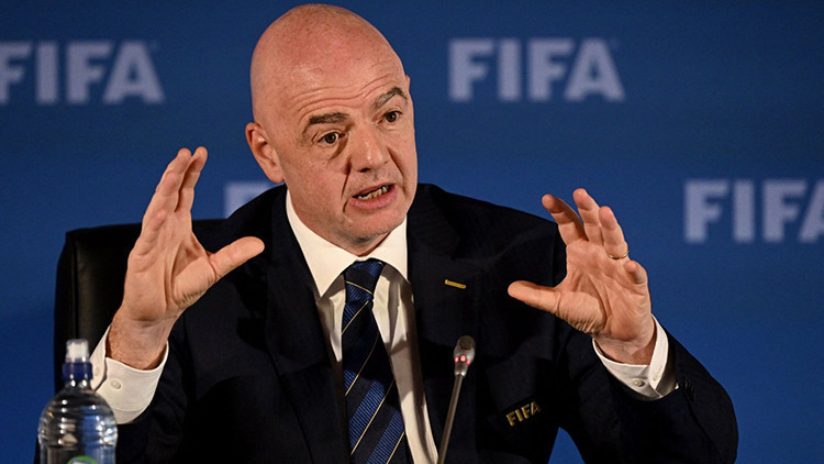 FIFA’dan transfer devrimi