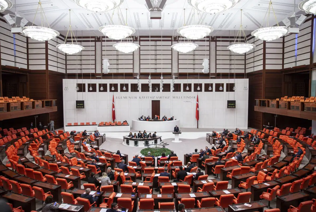 TBMM Genel Kurulu’nda ‘oy pusulası’ skandalı: Yoklama yapıldı, Ak Partililer bulunamadı