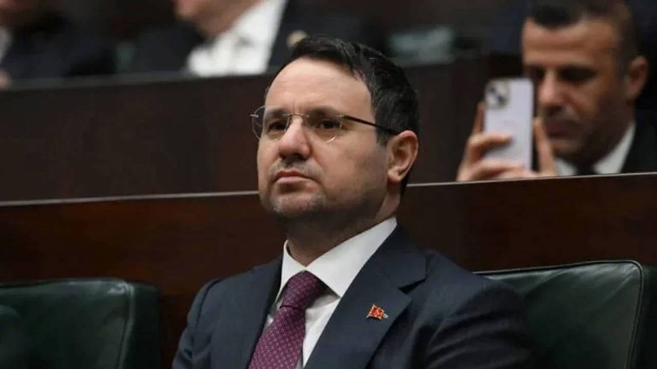 Akın Gürlek’ten süreç açıklaması: Kısa zamanda yasa çalışması Meclis’e gelecek