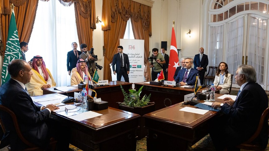 Bakan Fidan Kahire’de: Dörtlü zirvede Hürmüz mutabakatı görüşüldü