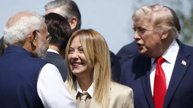 Meloni’den Trump’a: ‘Sen kendi popülaritene bak’