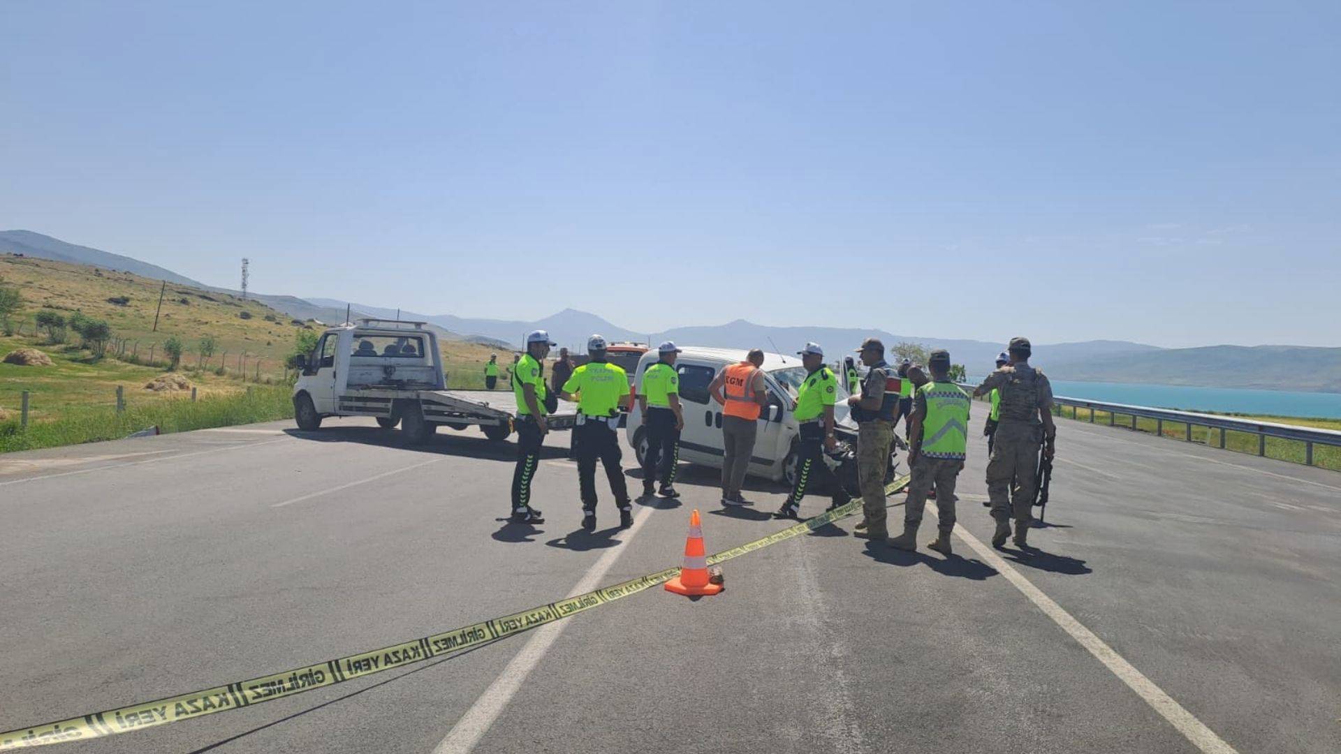 Van’da askeri araç kaza yaptı: Bir asker şehit oldu