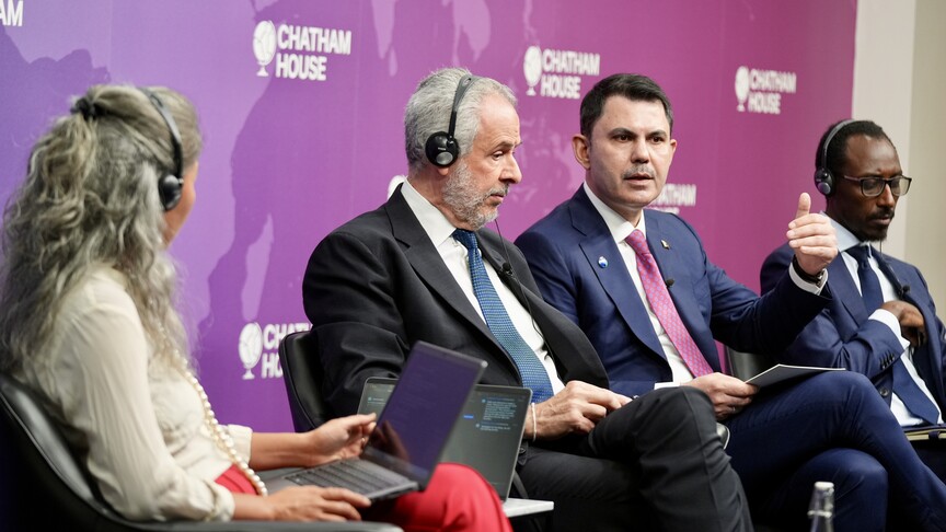 Bakan Kurum, Chatham House'da Türkiye'nin COP31 önceliklerini anlattı