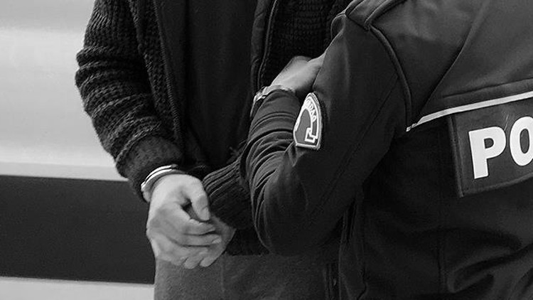 Kırmızı bültenle aranıyordu: Bodrum'da operasyonla yakalandı