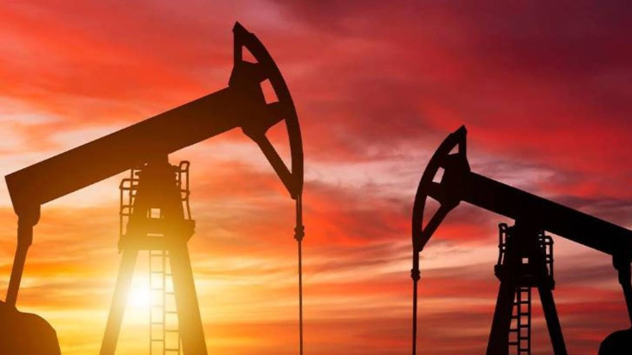 Petrol savaş öncesindeki seviyesine indi