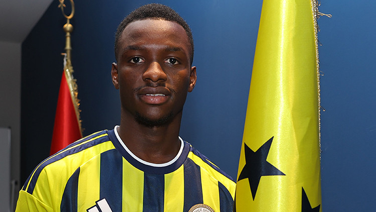 Fenerbahçe, Amara Diouf transferini duyurdu