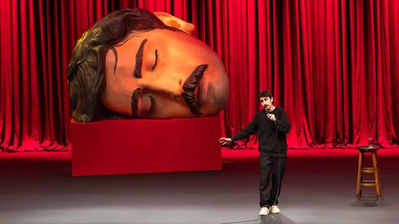 Bütün Türkiye Deniz Göktaş’ın stand-up’ını konuşuyor