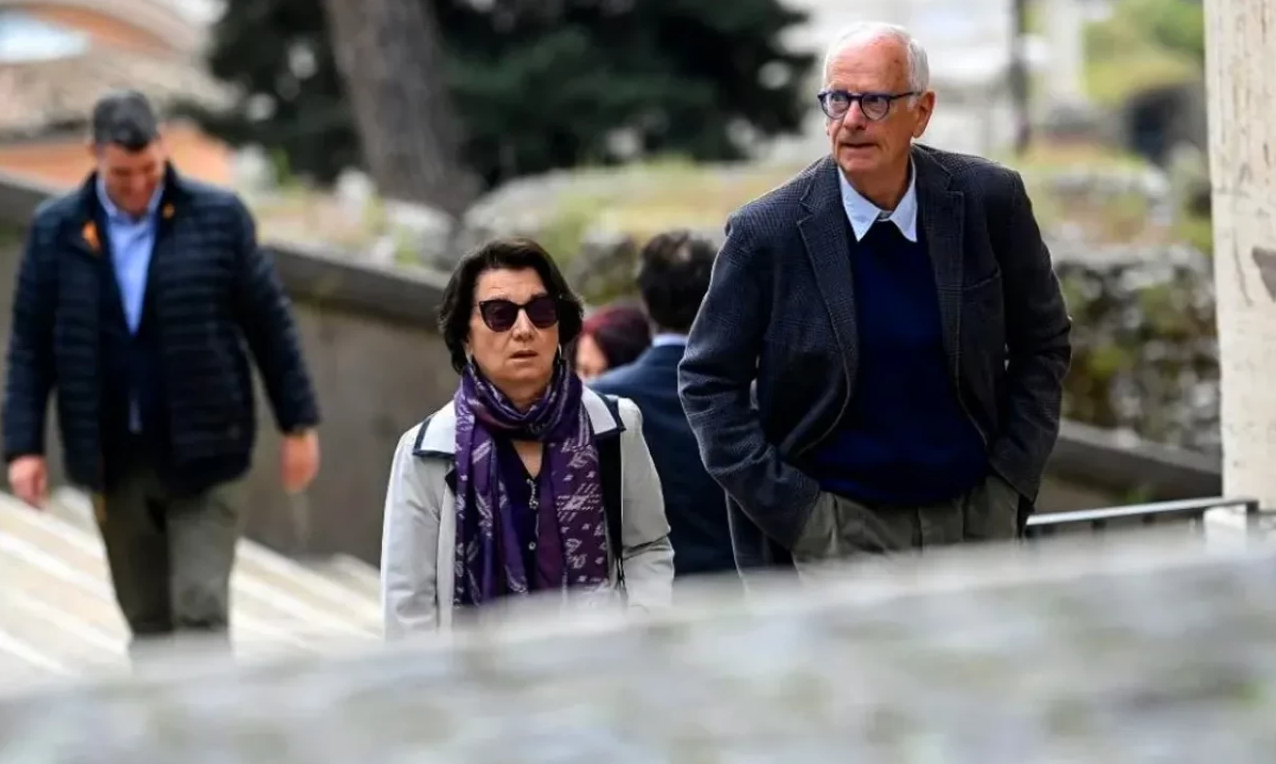 İtalyan bakanın eşi göle girdi, kayboldu