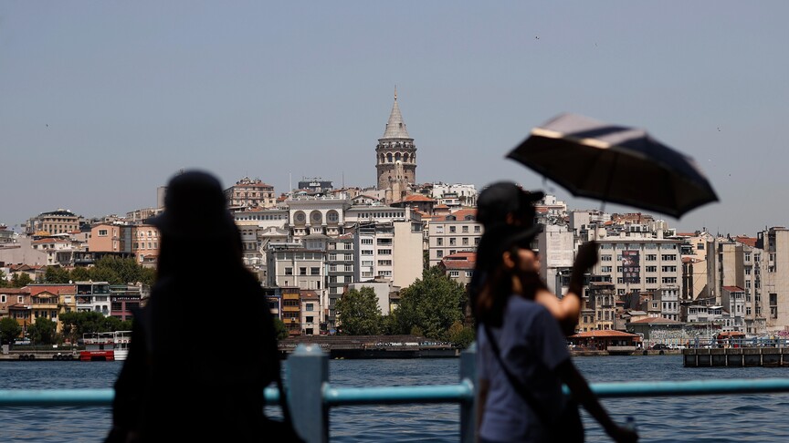 İstanbul’da çarşamba alarmı: Nemle birlikte hissedilen sıcaklık 40 dereceyi bulacak