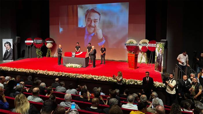 Türkiye Kadir İnanır’ı Anıyor