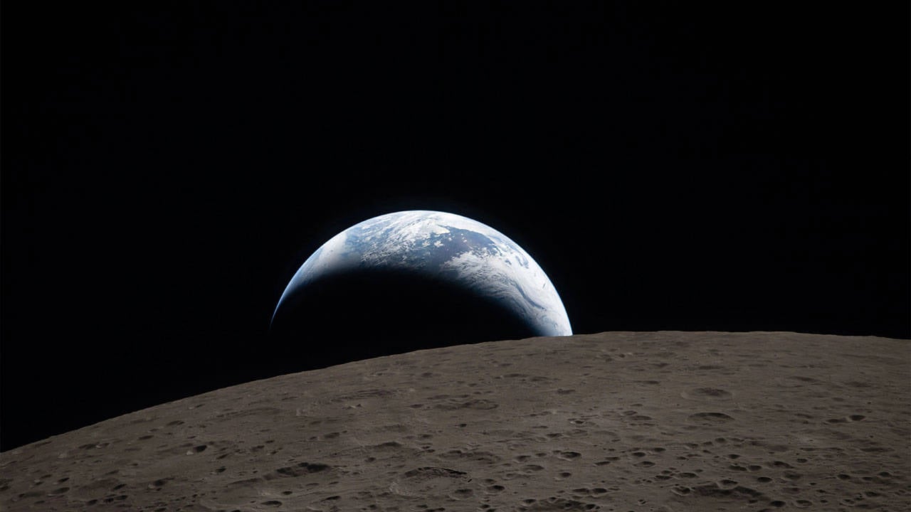 NASA, Ay’a kargo taşımak için ihaleyi yaptı bile
