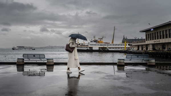 İstanbul'a gök gürültülü sağanak yağış uyarısı