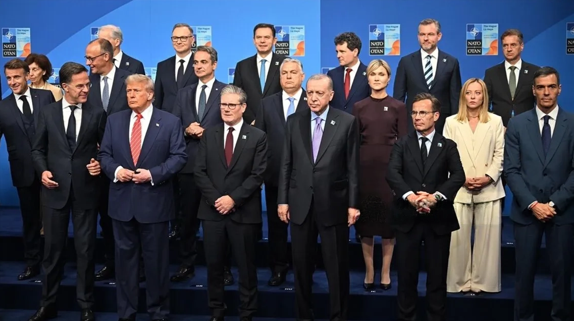 Trump daha gelmeden İspanya’ya NATO zılgıdı çekti