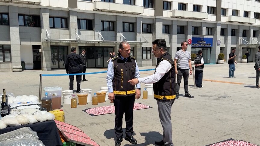 İstanbul merkezli operasyon: 1 ton 45 kilogram uyuşturucu ele geçti