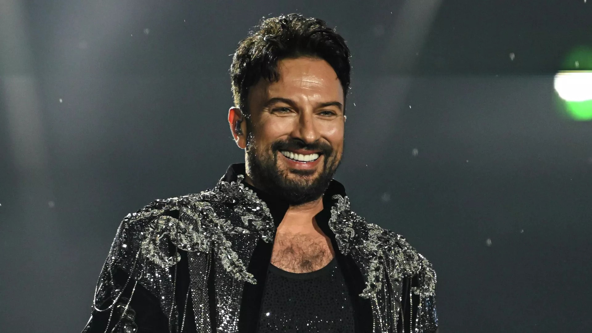 Tarkan’ın yeni saçına yorum yağdı