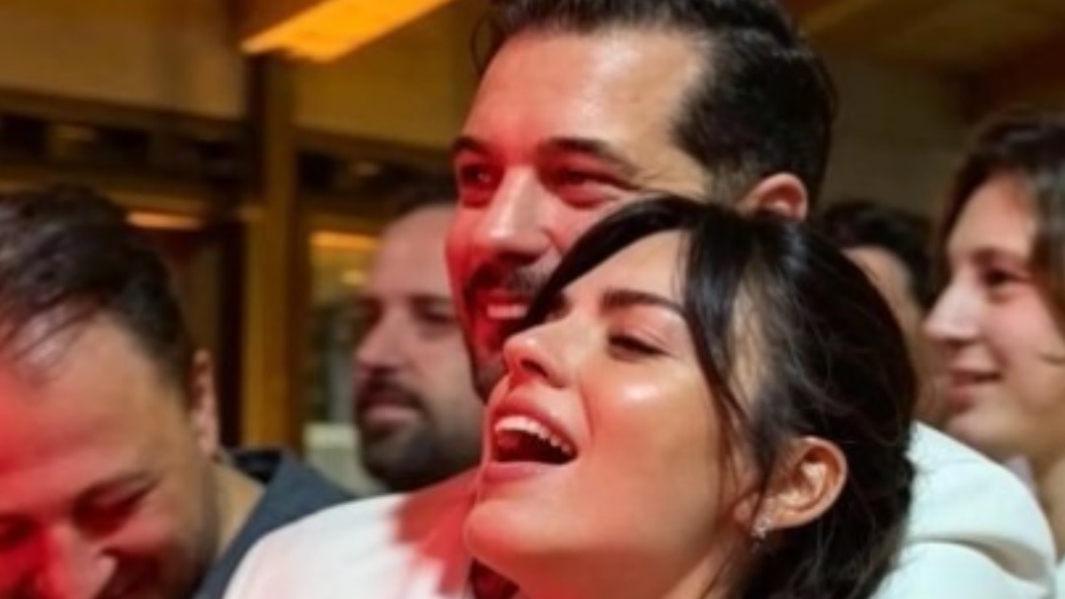 Çağatay Ulusoy ve Aslıhan Malbora ilk kez görüntülendi