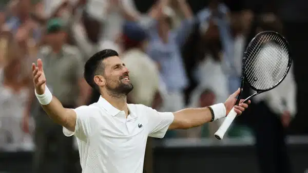 Novak Djokovic Wimbledon’da yarı finalde
