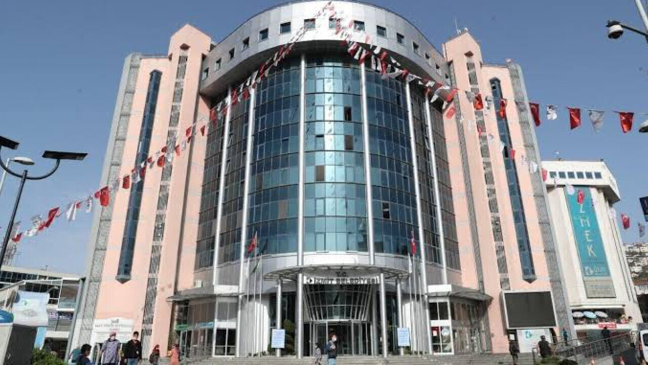 İzmit Belediyesi soruşturması: Başkan Hürriyet’in şoförü gözaltında