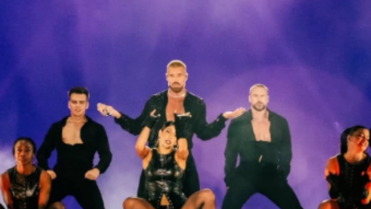 15 yıl aradan sonra İstanbul’da sahne aldı:  Ricky Martin’den Türkçe sürprizi