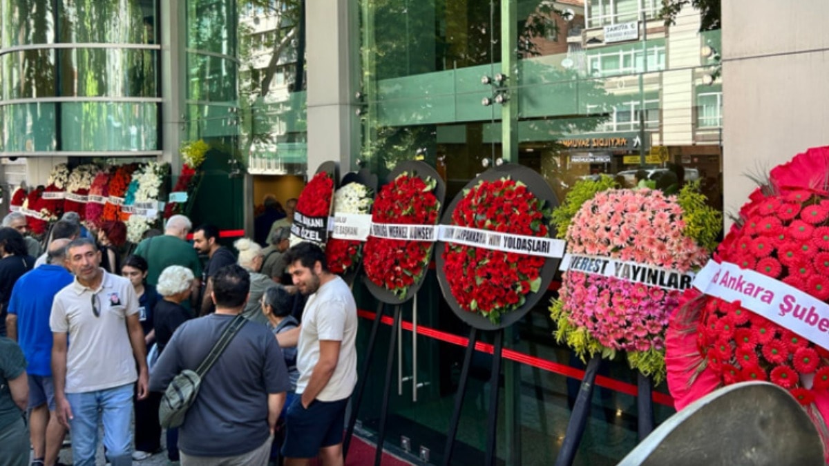 Kılıçdaroğlu’na yeni şok: Ahmet Telli’nin cenaze törenine gönderdiği çiçek geri gitti