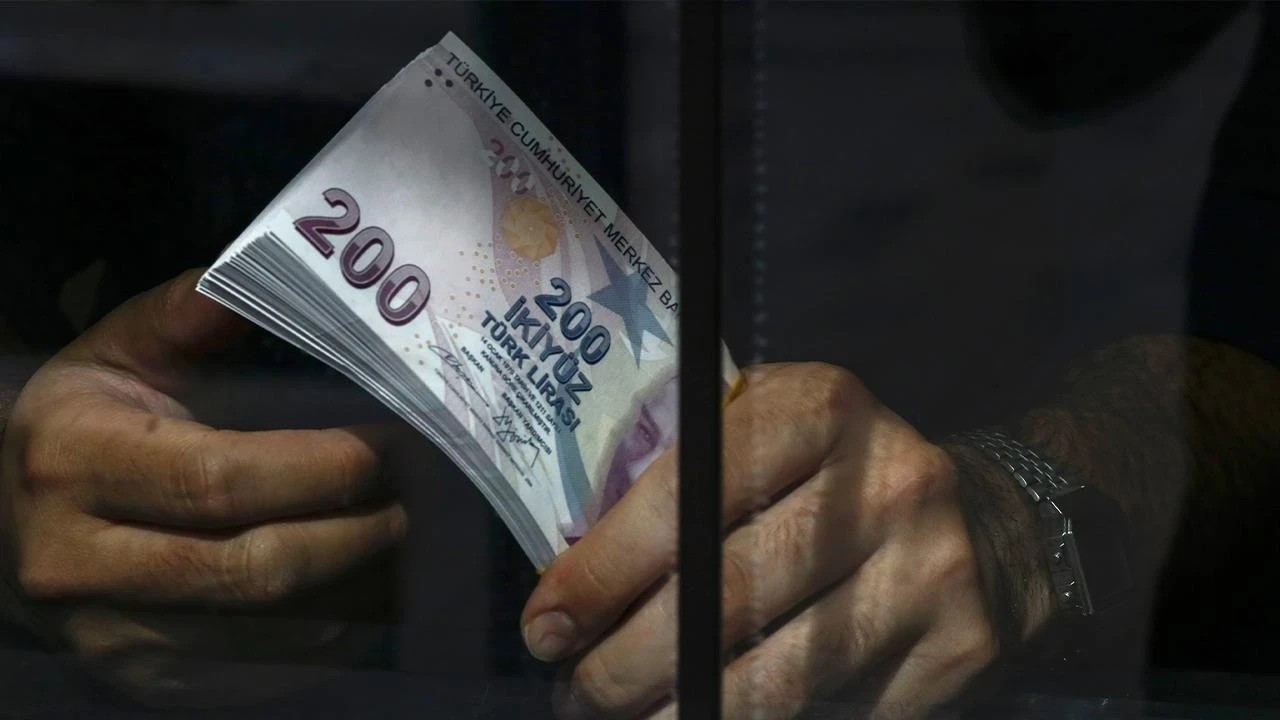 MASAK’tan FETÖ’nün finans ağına ağır darbe: 329 bin kişi mercek altında