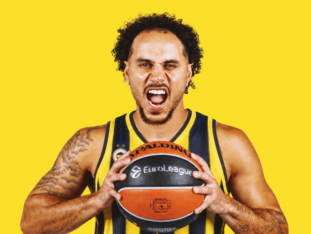 Fenerbahçe, Larkin’i resmen duyurdu