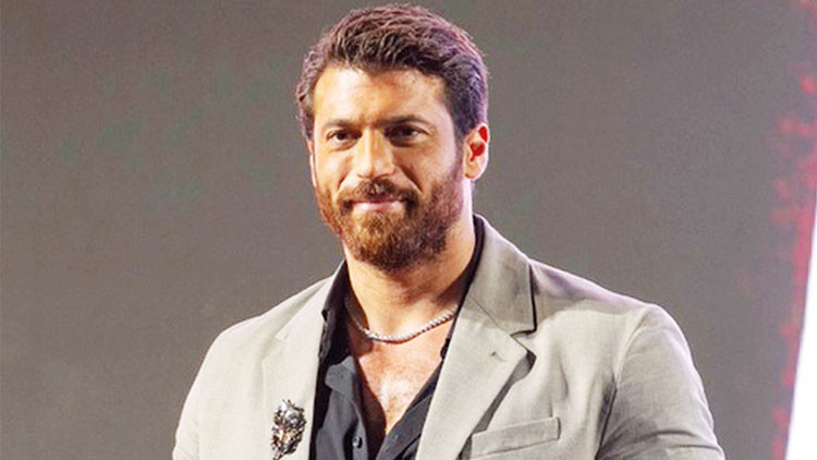 Can Yaman’a İtalya’da ödül: Beni neden seviyorlar bilmiyorum