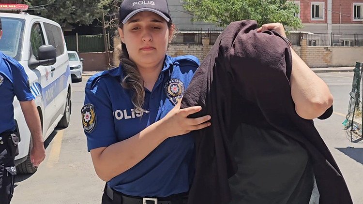 Hemşire kılığında bebek kaçıracaktı, yakalandı
