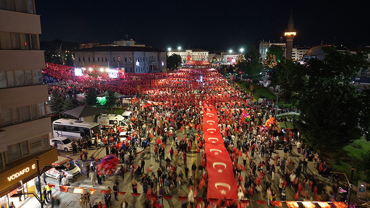 15 Temmuz Demokrasi ve Milli Birlik Günü anma etkinlikleri: 81 ilde meydanlar doldu