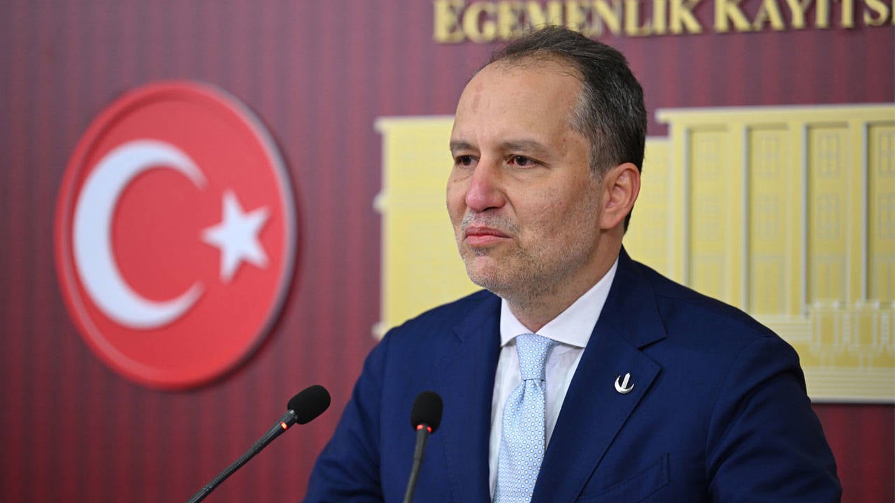 Fatih Erbakan NATO zirvesini değerlendirdi: ‘Türkiye ev sahibi olarak oturduğu masadan garson olarak kalktı’